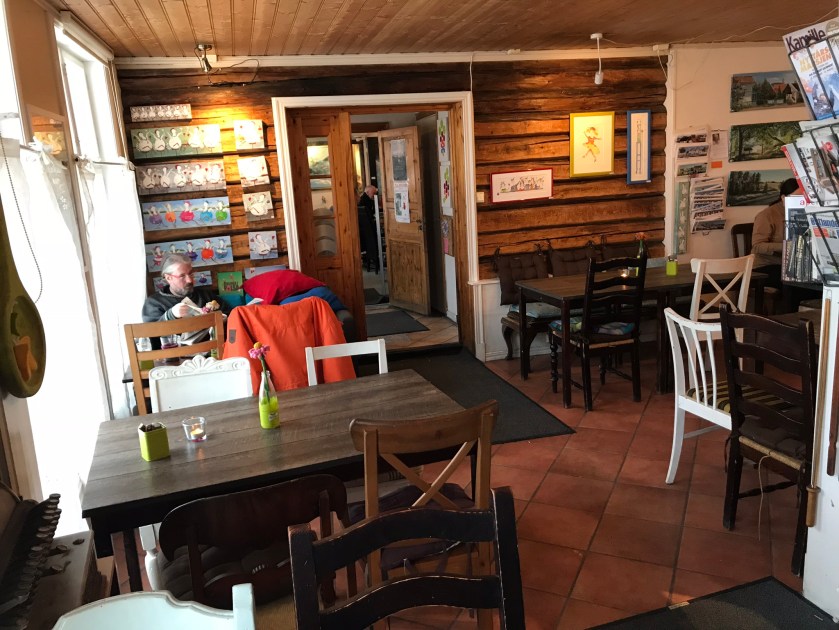 2DD09141-5122-4E5A-BB34-0CE6A39BCE46