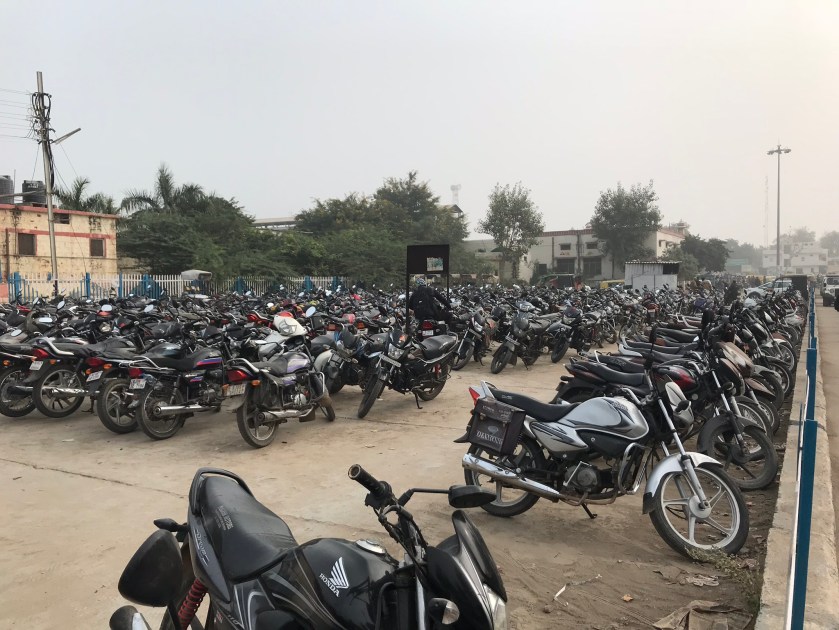 2C35FD7F-E39C-4671-A80A-9B6BDA95C3DC