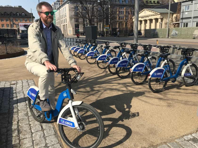 1670E9ED-6E94-4F23-AC9B-F70534FE899A