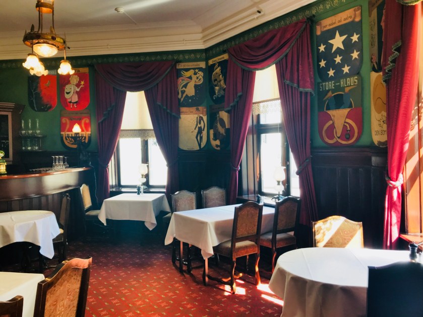 47B8FDD0-DD4C-4BA7-8235-BB99414A34D7