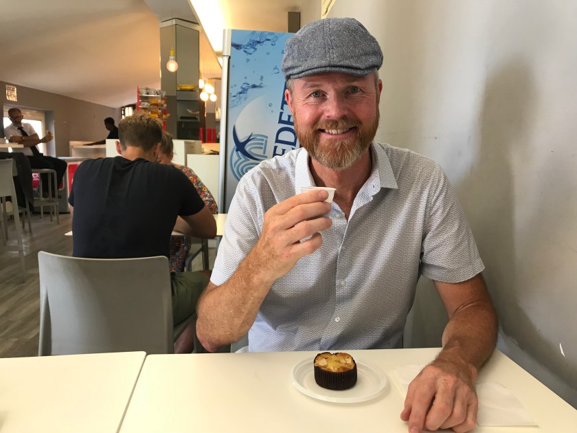 AEFBA58F-8665-446B-BD03-5AE6F24DC48A