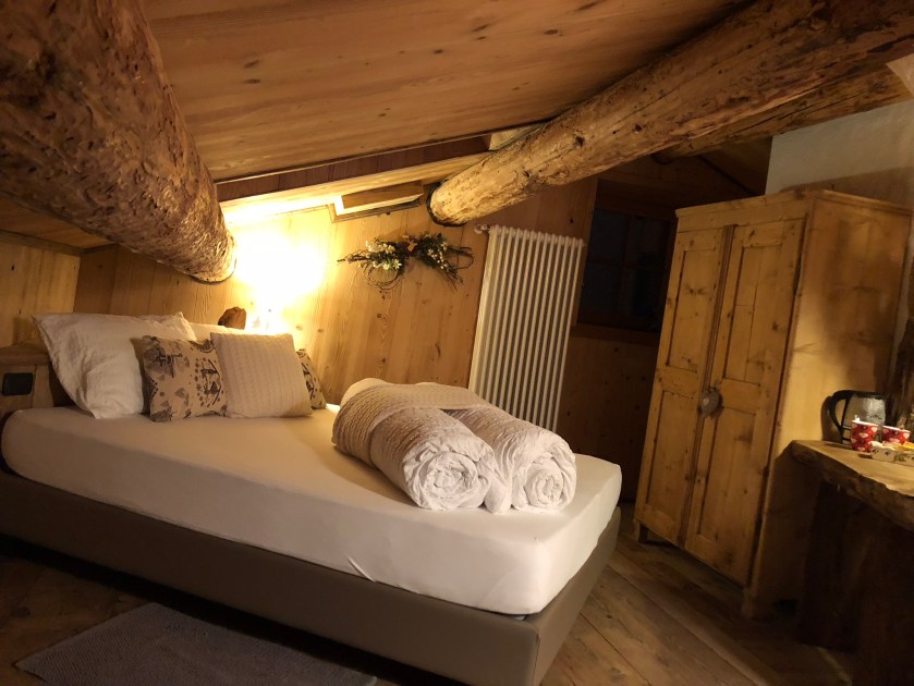 C6A93034-98D2-411D-BBD2-0D3AC1F9D1B4