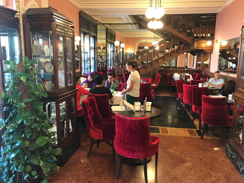 74898B65-00ED-483F-B9DC-065D4CFEAD8D