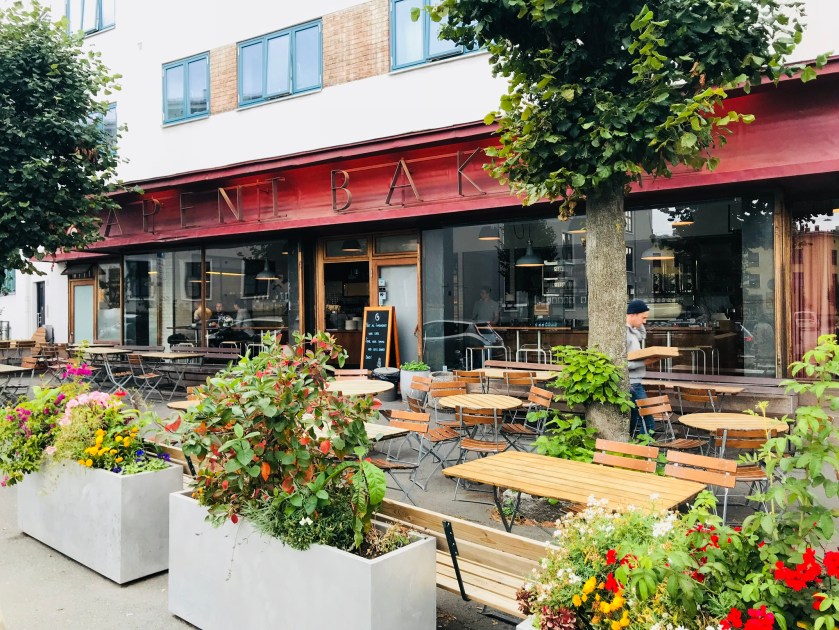 E692086C-E582-44B9-91E8-FD8AFC16C49A