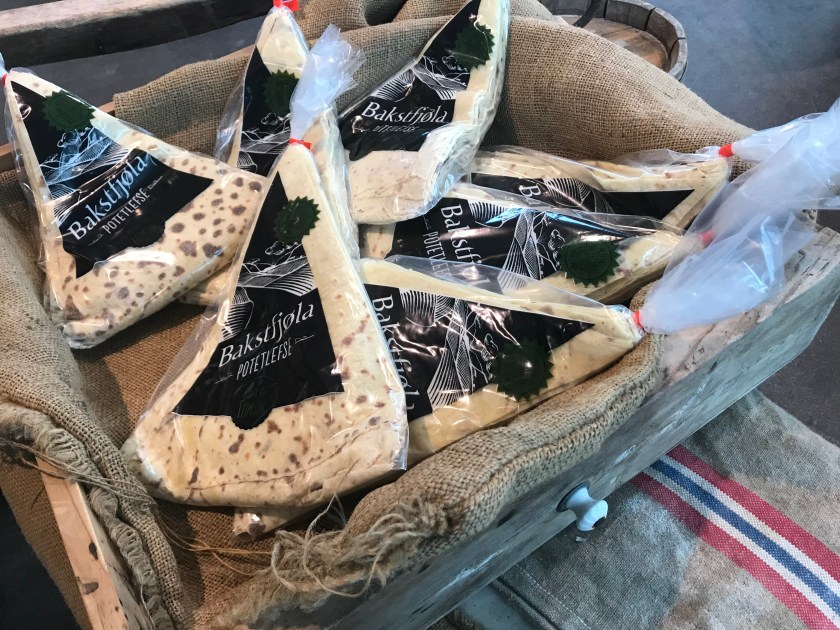 E8563802-6CA2-4008-8A06-E373D2DF2465