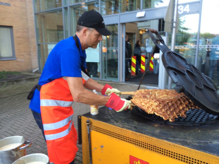 F51BE945-FF97-4FC4-8E33-A39183128450