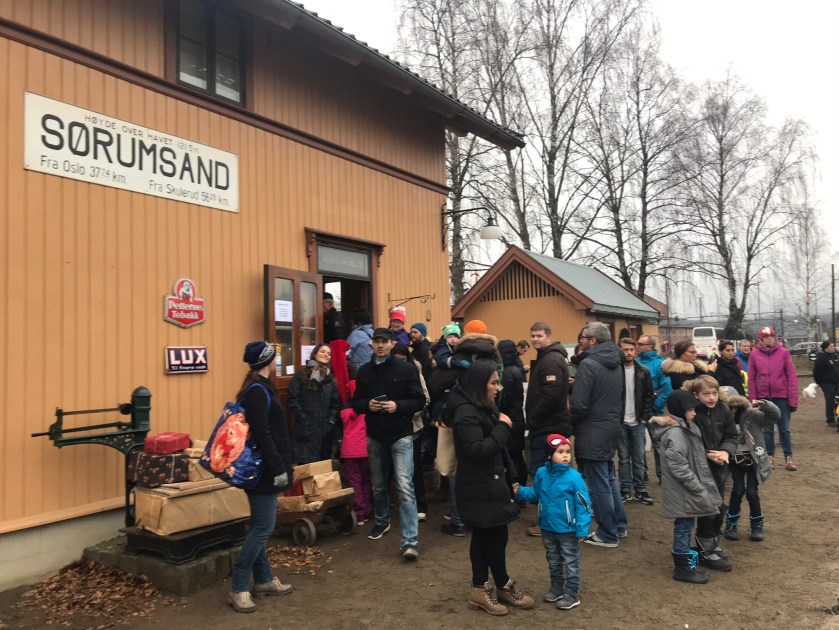 37655674-4D9B-4AF9-BD02-6F95B29A52EA