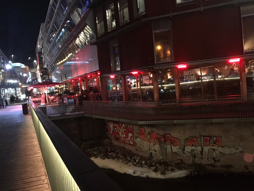 5A828230-DA03-407B-991F-8209DC95A264