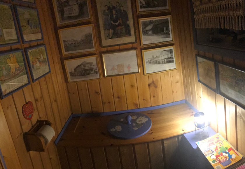 0DA33DBB-9DE0-4C69-8AA2-11160FF2C48E