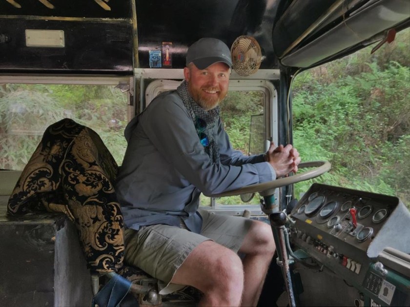 984C7FB6-2D1F-4F92-A64A-56A568FC9CC7