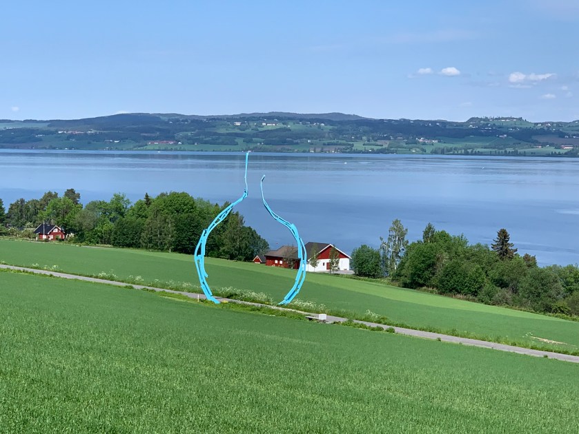 1CF5C5D6-5361-495F-80C6-28E932070686