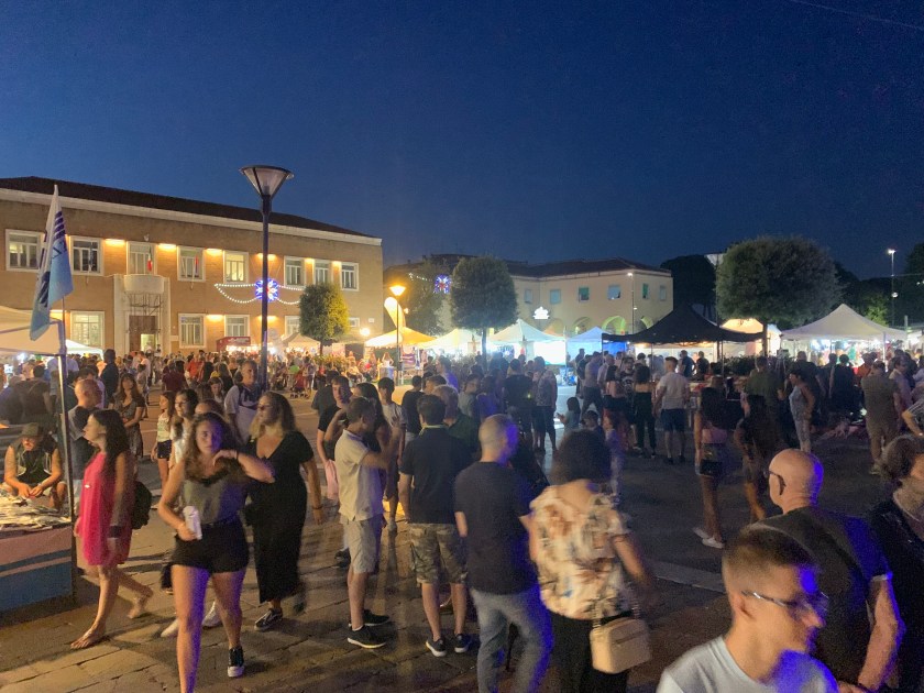 1EF49DC7-5007-41E5-8F1E-EFE7EC99BEEE