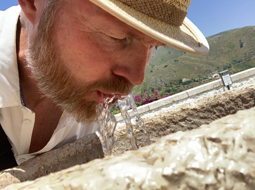 1F7A6B52-86B8-4AF7-BAFC-F4CFED3ADF91