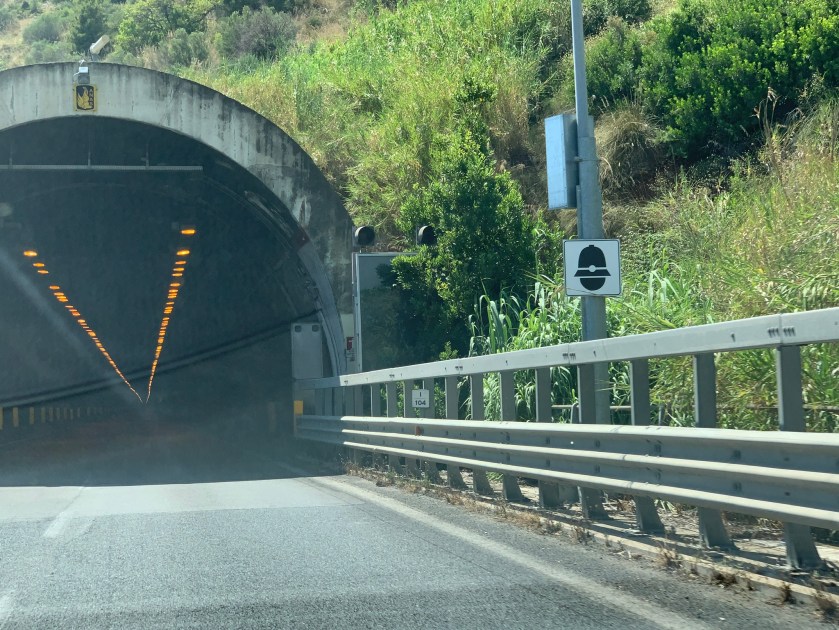 F775C1A7-9999-4841-A938-3AF5EFADF90F