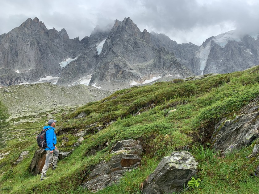 9E6A4122-7D22-447E-BE25-2843C552CEC7