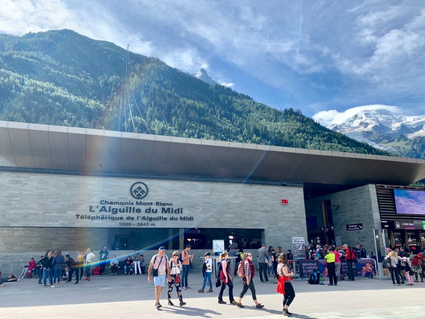 6C834C0C-3309-4CE4-8893-7551646C4229